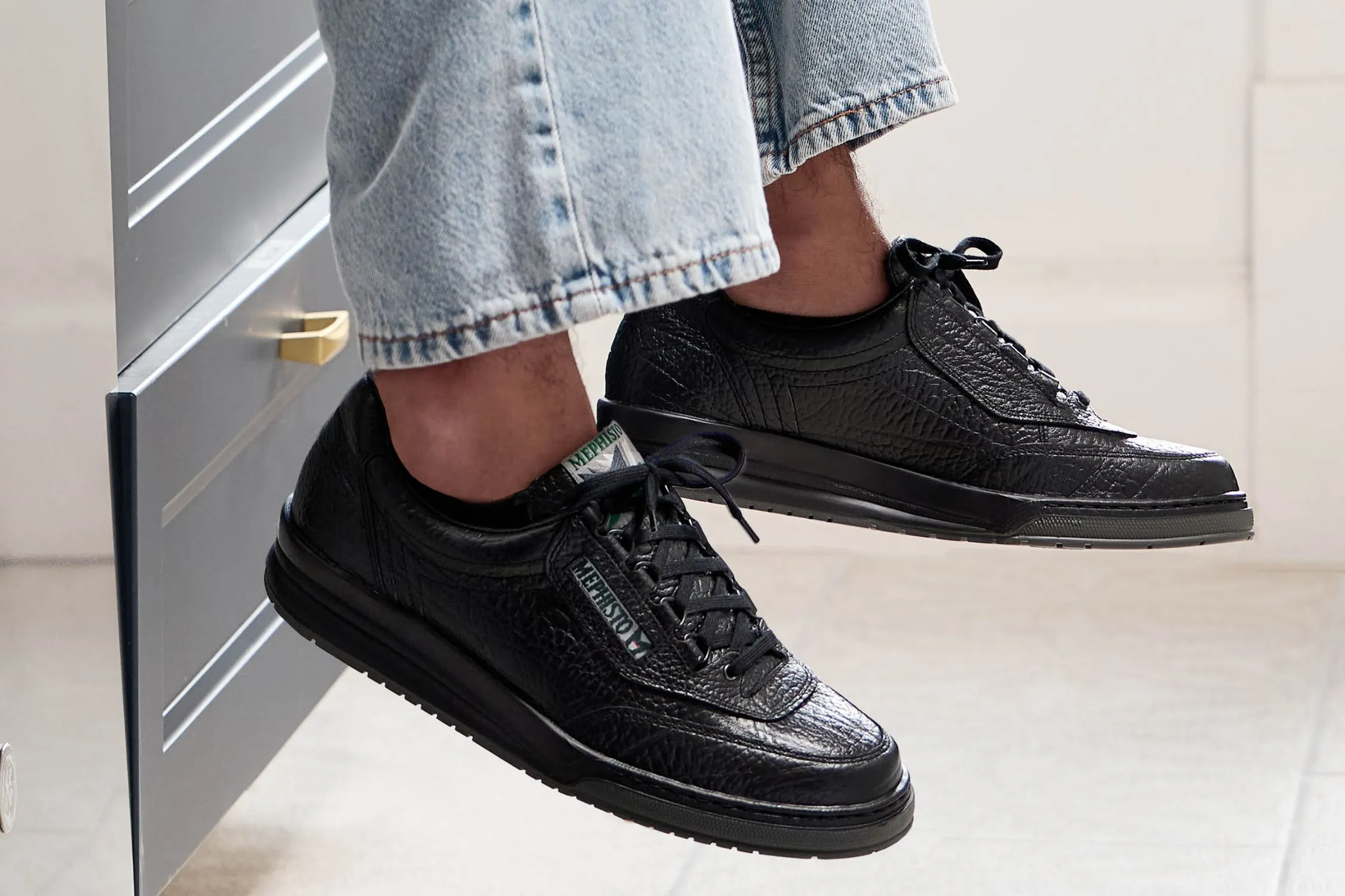 Match - Black - Image 5